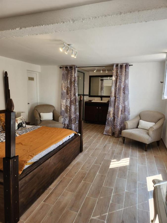 La Maison Du Petit Thomas Taradeau Luaran gambar